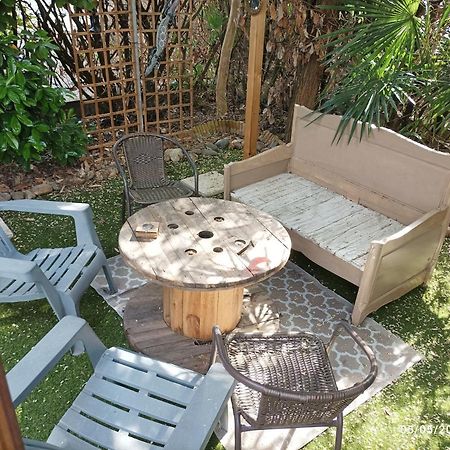 La Cahute, Appartement T2 Avec Jardin Ou Appartement Familial T6 Montauban Luaran gambar