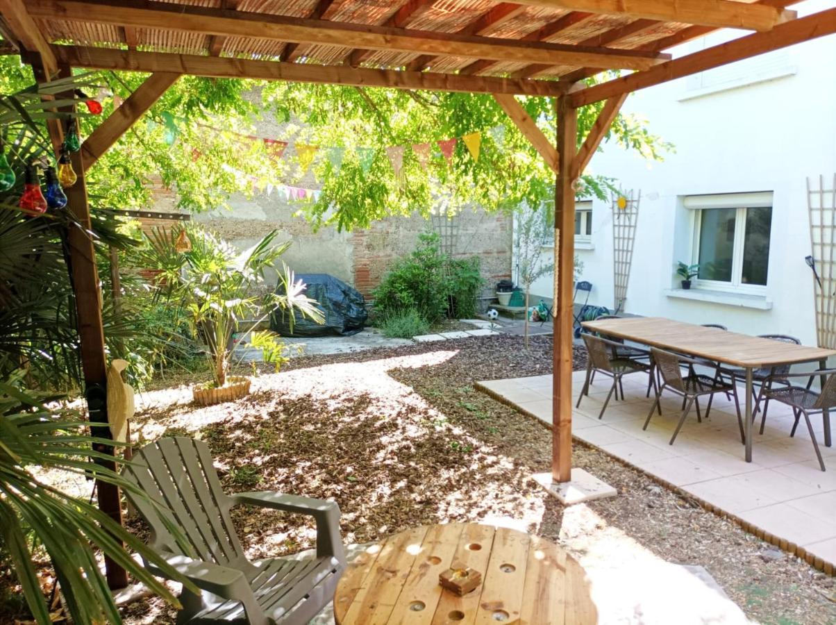 La Cahute, Appartement T2 Avec Jardin Ou Appartement Familial T6 Montauban Luaran gambar