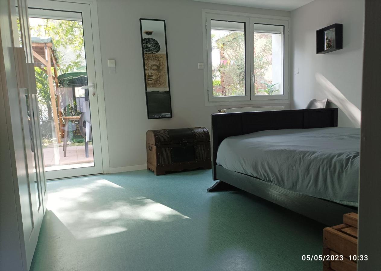 La Cahute, Appartement T2 Avec Jardin Ou Appartement Familial T6 Montauban Luaran gambar