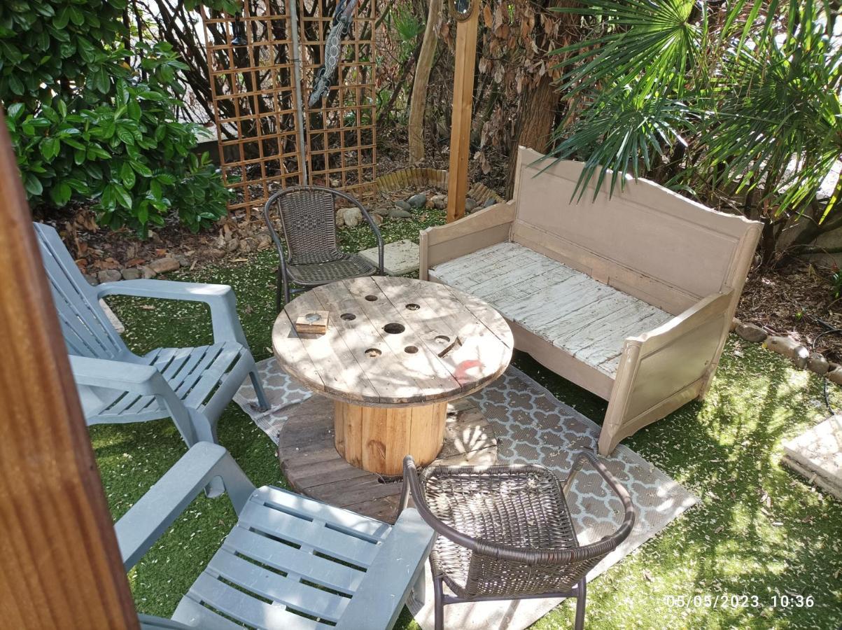 La Cahute, Appartement T2 Avec Jardin Ou Appartement Familial T6 Montauban Luaran gambar