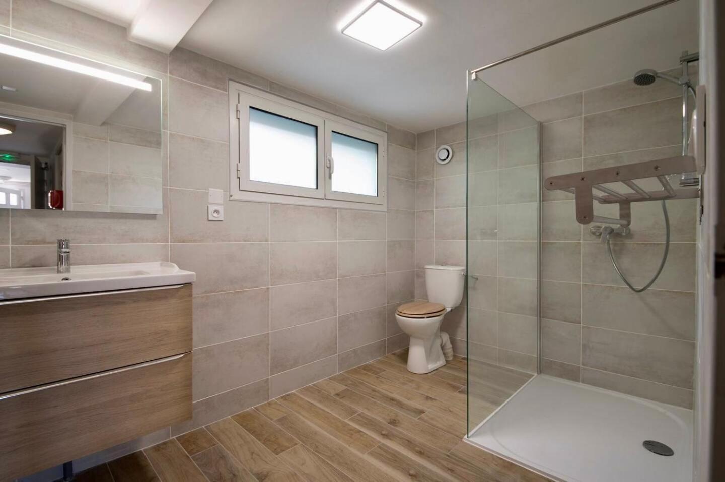 La Cahute, Appartement T2 Avec Jardin Ou Appartement Familial T6 Montauban Luaran gambar